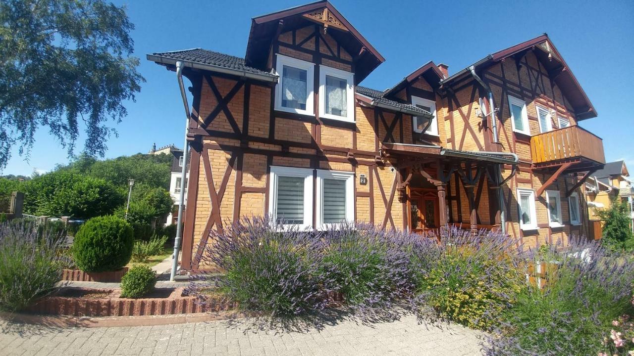 Moderne Ferienwohnungen Am Kurpark - Zentral, Ruhig & Nah Am Edersee Бад-Вильдунген Экстерьер фото
